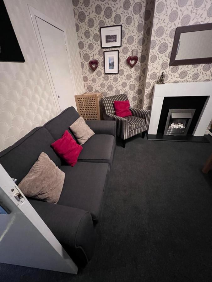 Crags View Apartment On The Royal Mile EDI Exterior photo