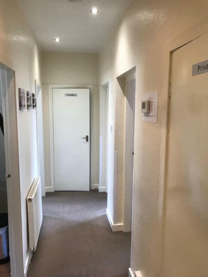 Crags View Apartment On The Royal Mile EDI Exterior photo